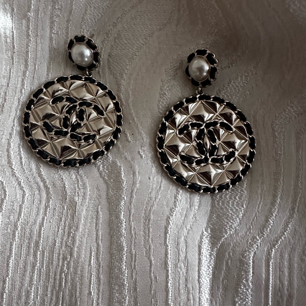 ESTATE SALE RESERVED CHANEL Gold and Pearl Leather Contrast Earrings